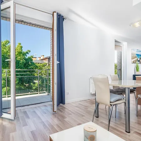 Apartamenty Feniks By Noclegi Renters Swinoujscie Exterior photo